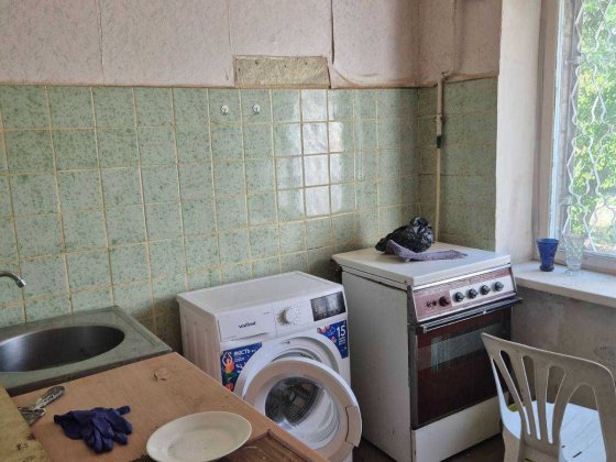 Продаж 1кім квартири- Лісовий масив Киев