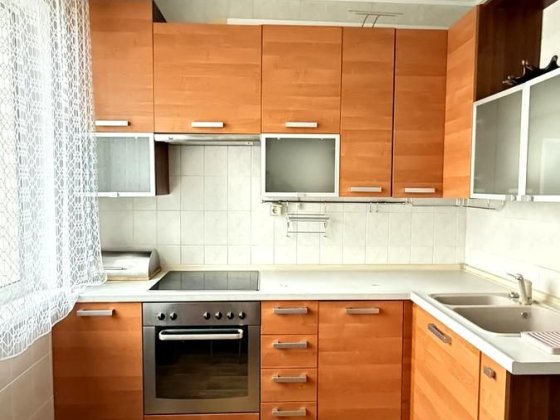 Затишна 2-кімнатна квартира 55 м² вул. Рональда Рейгана 4-А Київ