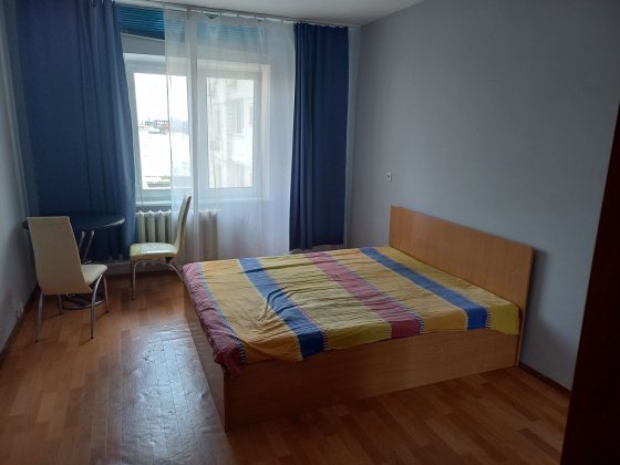 Продається 3 - кімнатна квартира на Троєщині Київ