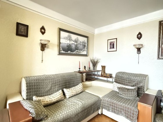 Продам 1 кім Лівобережна 5 хв держпрограми Київ