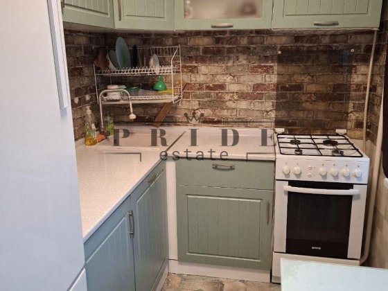 Продається 2-кімнатна квартира біля м. Чернігівська! вул. Солов’яненка Киев