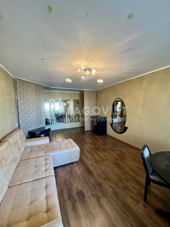 Продаж 3-х кімн кв-ри 107м2 просп.Миколи Бажана 30 м.Харківська Бажана - фото 1