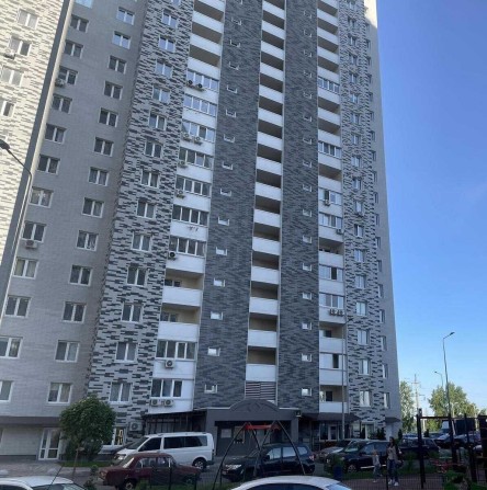 ЖК Ревуцький.вул.Ревуцька 54а. 2 кім. 78 м2, ремонт.Без комісії! - фото 1