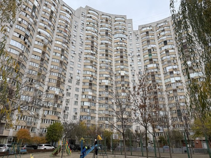 продаж квартири 1 кім 57м  вул. Урлівська 11/44 - фото 1