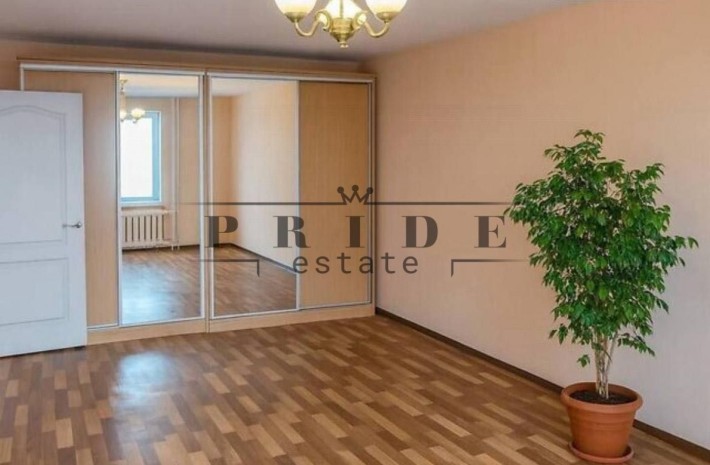 2-кімнатна квартира з євроремонтом. вул. Оноре де Бальзака, Троєщина - фото 1