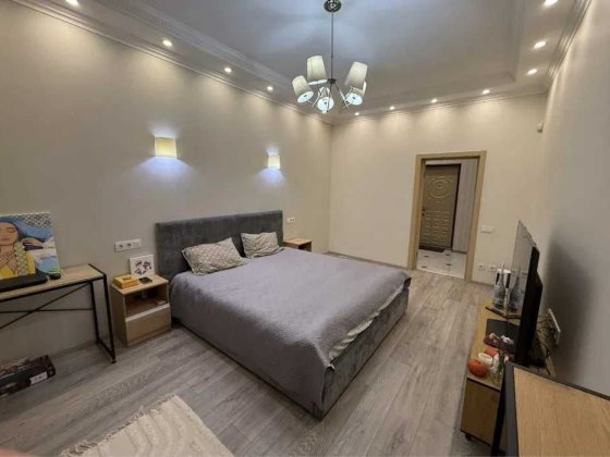 НАЙКРАЩА ЦІНА! Продаж 1-кім.кв. на 2 поверху  вул.Хоткевича,8 Метро Київ