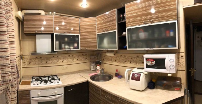 Продам 2 - кімнатну 46 кв.м., Мінський масив, пл. Тараса Шевченка, - фото 1