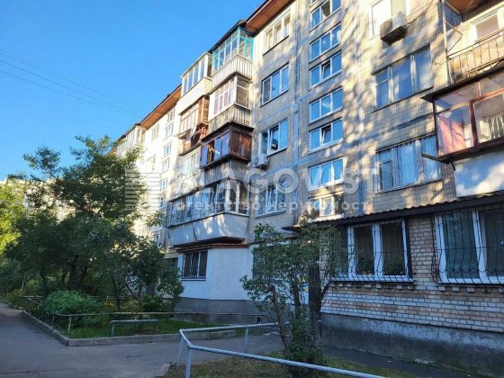 Продаж 2 кім.кв вул. О Бойченка (Солов'яненка А) 15 М - Чернігівська Київ