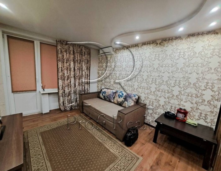 Продаж 1 кімн. квартири на Лісовому масиві. Лісовий проспект 21. - фото 1