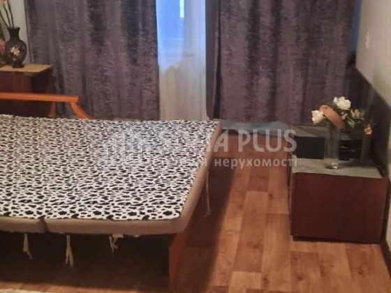 Срочно! 1к, Автозаводська вул. 41, недорого Киев