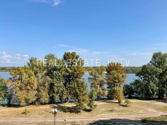 Оболонська набережна - Продаж 4-кімн просп. Володимира Івасюка 18-Б Київ
