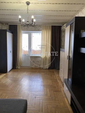 Продаж 1 к охайної квартири середній 5 й поверх 39 м кв - фото 1