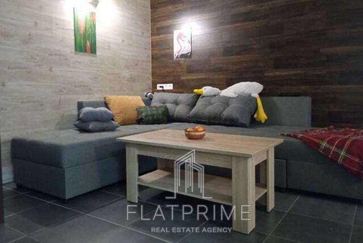 Продаж квартири прямо біля Голосіївського парку Метро Голосіївська - фото 1