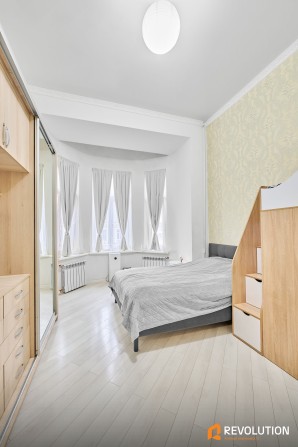 Без% Продаж 1к.кв у царському будинку по вулиця Саксаганського, 12-А - фото 1