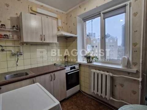 2к.Метро "Олімпійська"-5хв.Вул.Федорова,9