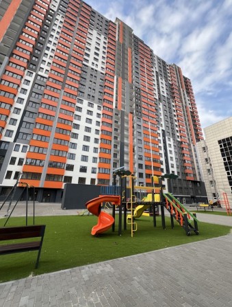 Продам 1-ком. квартиру 36м² ЖК Дніпровська Марія. Ул. Сосюри 6 !!! - фото 1