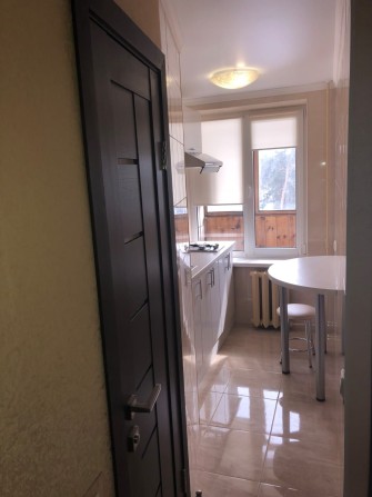 Київ Дарницький 1 кімнатна з газом та ремонтом - фото 1