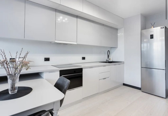 Євро 2к 52к з дизайнерським ремонтом ЖК The Lakes Деміївська Голосієво - фото 1