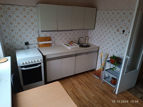 Продам 2-кім Простора Тепла Перова 50 Київ