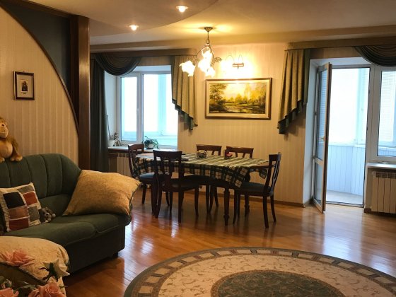 Продам 3х кімн.кв., Івасюка, 12д Киев