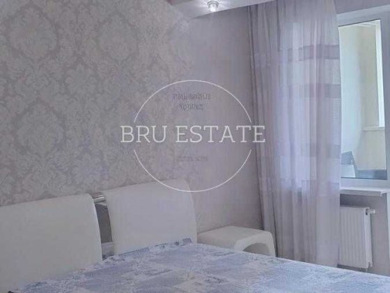 Продам 2 к вул.Закревського 95 г ЖК Милославичи  Троещина Киев