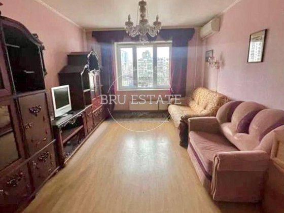 Продаж 3 к квартири Троєщина Середній поверх   81 м кв Київ