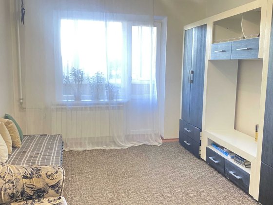 Продаж 3к кімнатна квартира Ревуцького 13 дарницький районе М Позняки Киев