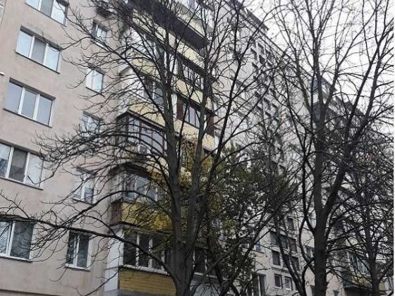 Продам 2-квартиру вул.Лятошинського 26 Теремки Голосіївський р/н Київ