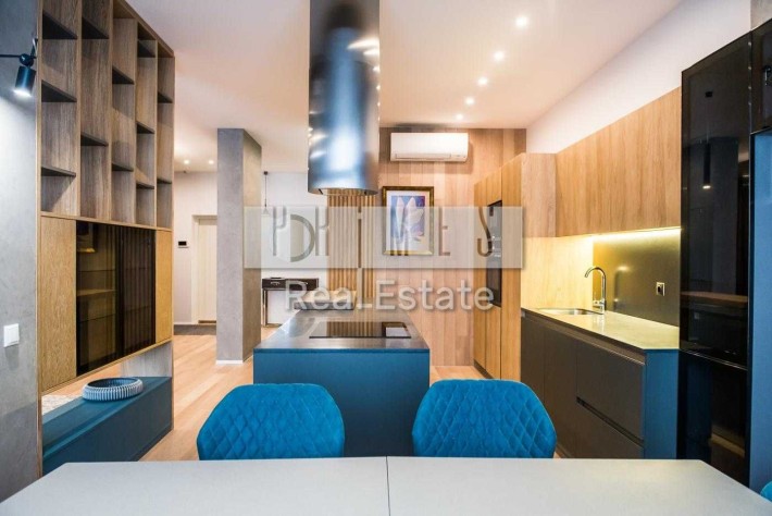 Стильна та простора 5-кімнатна Новопечерські Липки 195 м2 Печерск - фото 1