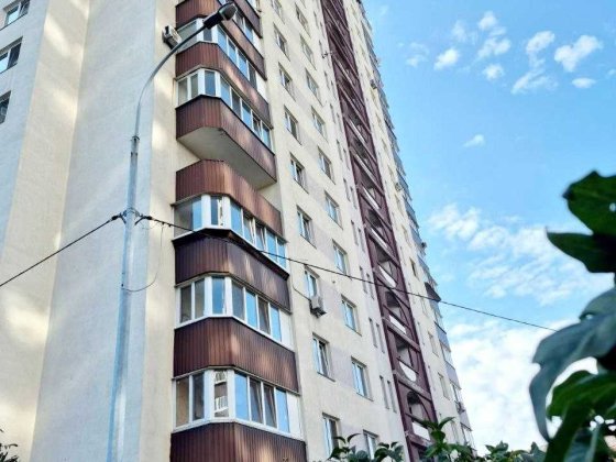 Чудова квартира в гарному будинку.вул.Бородіна 6а. Київ