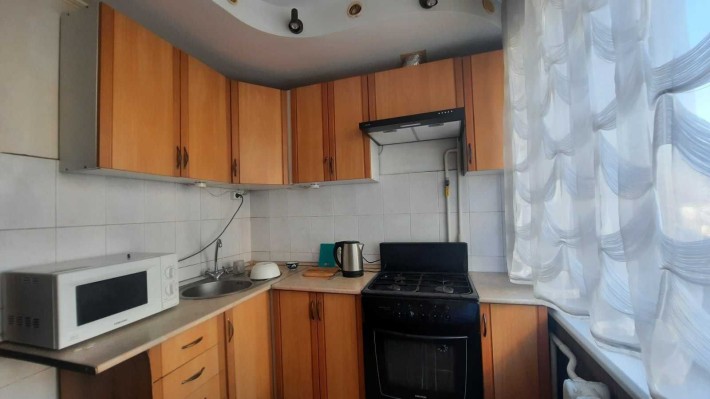 Продам 3х кімн. Дніпровський, метро Лівобережна, Пантелеймона Куліша 7 - фото 1