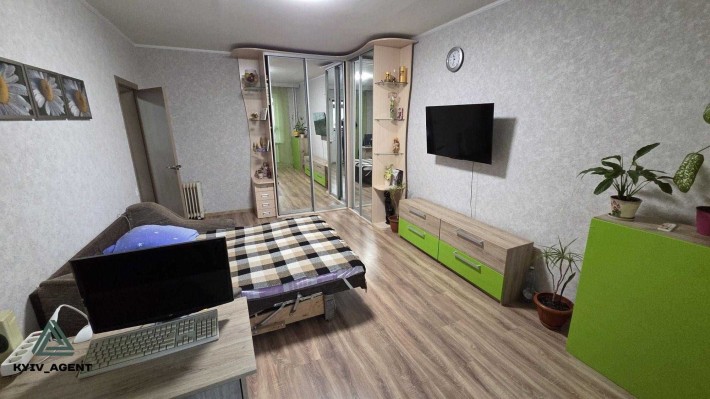 Свій підвал ! 1 поверх !  Повноцінна 3-кімнатна по вул Радунська 5б ! - фото 1