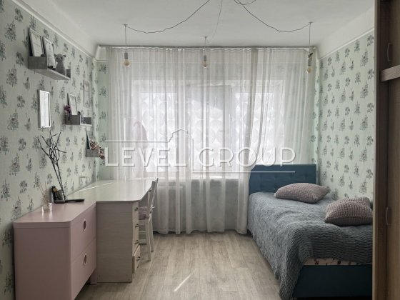 Продаж 2 кімнатної квартири з ремонтом, Братиславська, 8 Київ