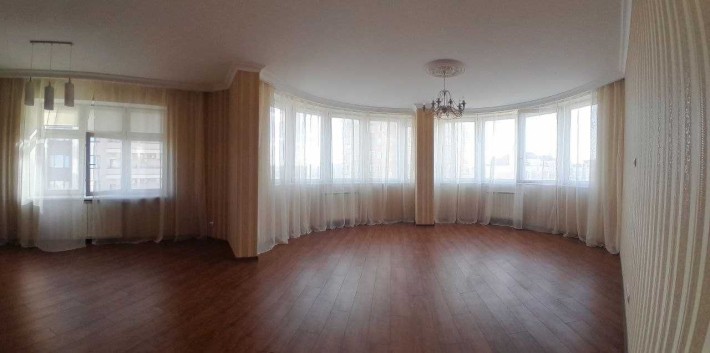 Продаж 3К вул.Л.Лук'яненка,21К3 м.Мінська SMART PLAZA - фото 1