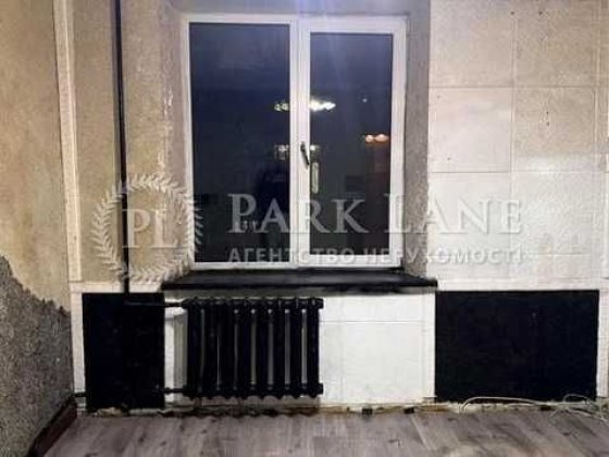 ПЕЧЕРСК Продам 2к квартиру возле метро Болбочана Бот сад Зверинецкая Київ