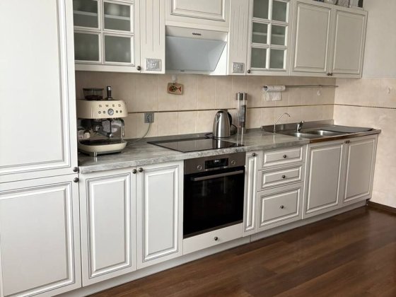 Продам затишну 3-квартиру по вулиці Лісовська 30 Б Київ