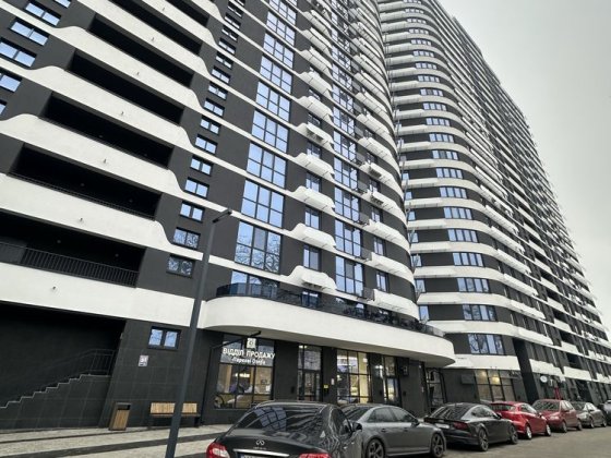 Без% продаж квартири з терасою 17м ЖК Паркові Озера 2 Воскресенська 2В Київ