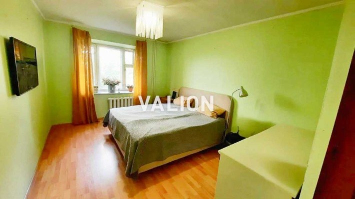 Продаж 2к квартири вул. Вишняківська 5б Дарницький р-н Лівий берег - фото 1