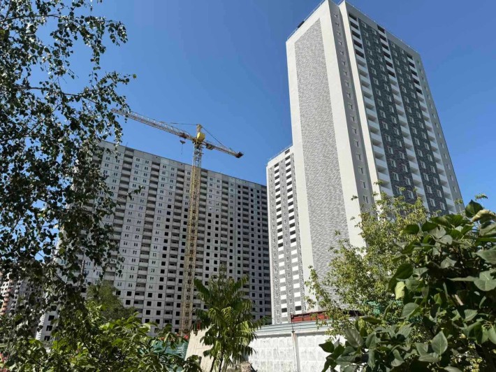 Бомбезна 2-к, 72.05 м², кухня 18 м²! Є-Оселя, Є-ремонт. Без комісії! - фото 1