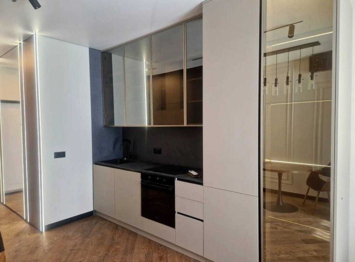 Продаж Андрія Верхогляда 14а НОВИЙ Дизайнерський Ремонт 40кв Генератор - фото 1