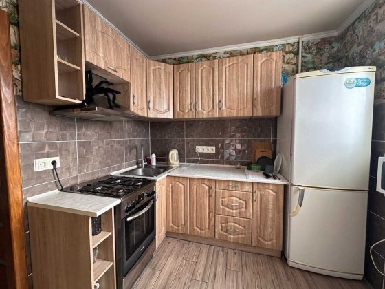 Продаж трикімнатної квартири в Києві, з ремонтом та меблями Киев