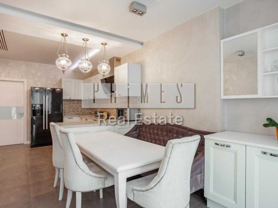 Продаж 3к квартири, Новопечерські Липки, вул. Верхогляда 11 Киев