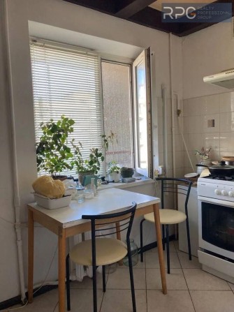 Продається 3-кімнатна квартира по вул. Братиславська, 36, рк - фото 1