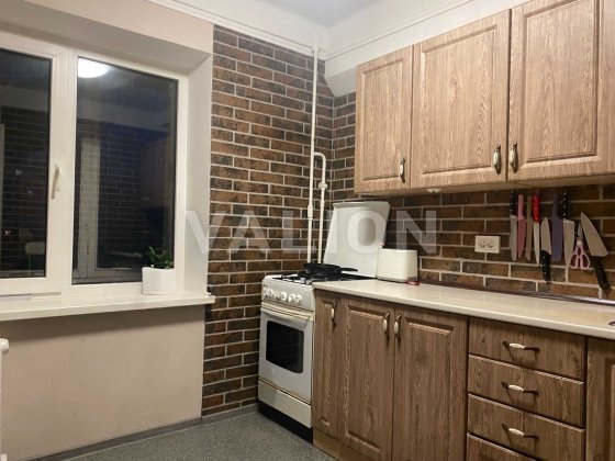 Продаж 2-кімнатної квартири на Лісовому масиві, вул. О. Левицького, 13 Київ