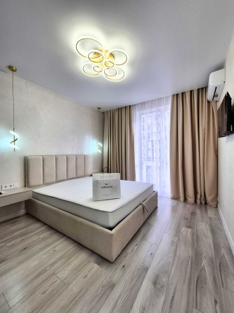 Продам 2 кімнати+ кухня! Стильний ремонт! ЖК Нова Англія/ Новая Англия - фото 1