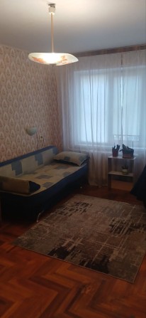 Продам 3-ком. квартиру в Оболонском районе. Ул. Дубровицкая 8. - фото 1