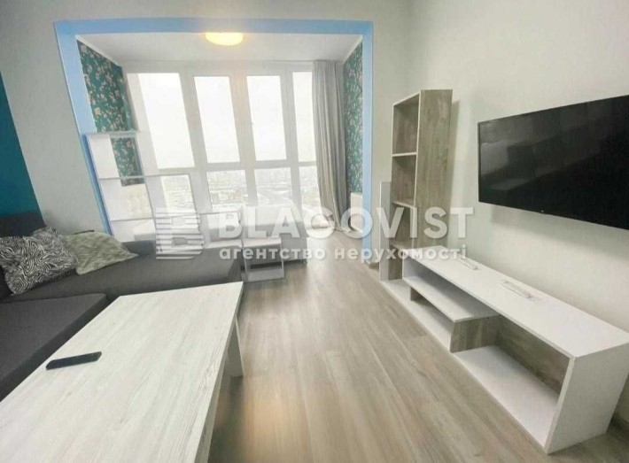 Продам 3-кімнатну квартиру Київ Вишняківська 4 Ревуцького - фото 1