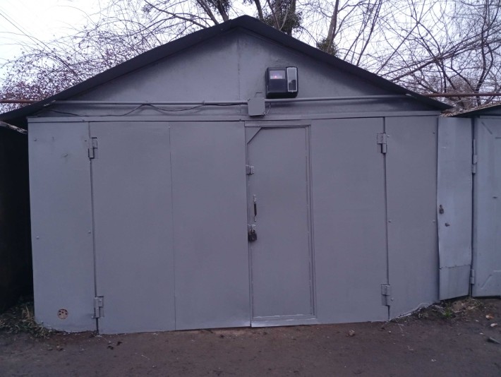 Сдам в аренду гараж кооп. "Олимпиец"  шыре стандартного 3.9 на 6 м. - фото 1