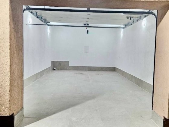 Центр.частина,новобуд.є світло,вода. Ивано-Франковск