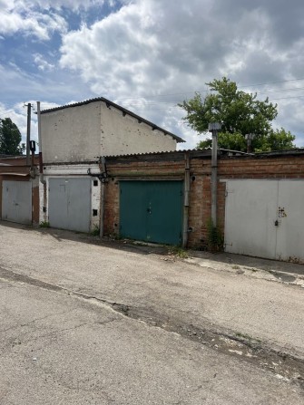 Здам гараж в трех рівнях на Боженка в кооперативі - фото 1